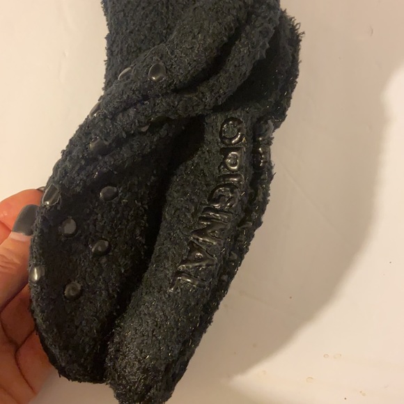 Disney Mickey Mouse fuzzy slippers socks 2 pack NWT - Picture 5 of 9